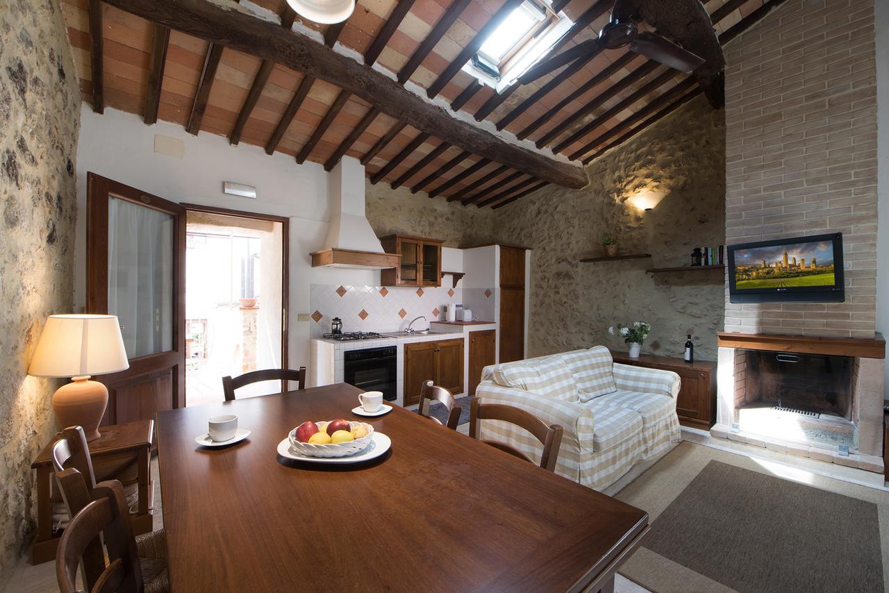 Tenuta Decimo - Villa Dini San Gimignano Exterior photo